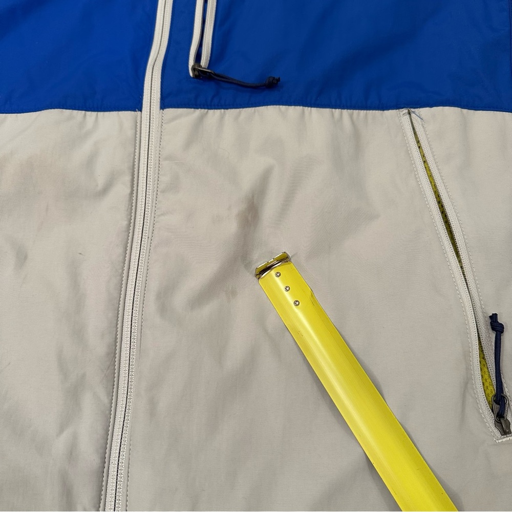 The North Face Men’s Large Hooded Insulated Jacket, Blue Gray Yellow Colorblock - Picture 12 of 12